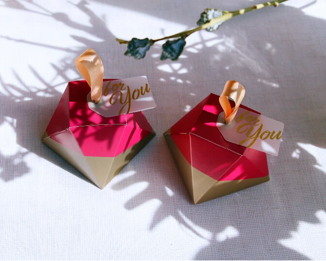 New Rose Red Diamond Shape Candy Box Wedding Favors and Gifts Box Party Supplies Paper Gift Chocolate Boxes Packages (8)