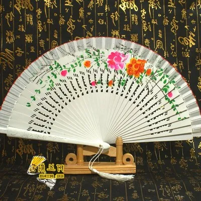 Новые продукты Cheongsam красный Craft Ladies'Folding Fan окрашенный деревянный полый двухсторонний вентилятор страстный испанский танец - Цвет: 2