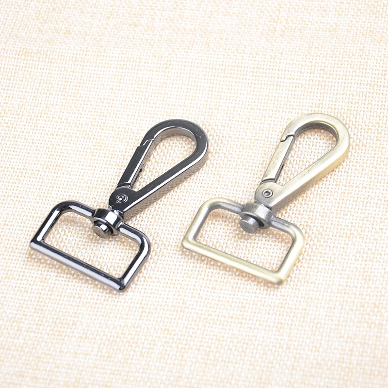 Buy Gunmetal Lobster Swivel Snap Hook in 1 1/4 inch