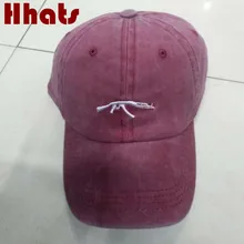 С эффектом потертости и вышивкой хлопок пистолет УЗИ папа шляпа для Для мужчин Винтаж человек AK47 Бейсбол Кепки в стиле «хип-хоп» с изогнутым летние мужские Snapback Кепки Для женщин шляпа