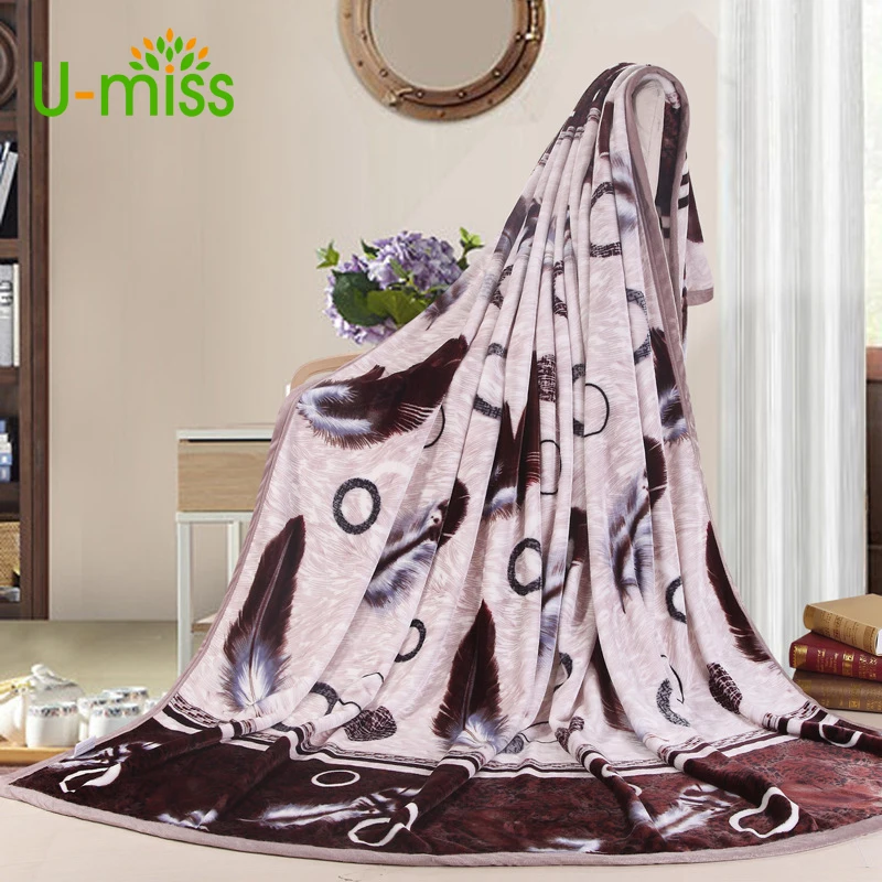 

U-miss Thicken Soft Winter Coral Wool Blanket Colorfast on The Bed 100% Polyester Fiber Stripe Rectangle Portable Blanket