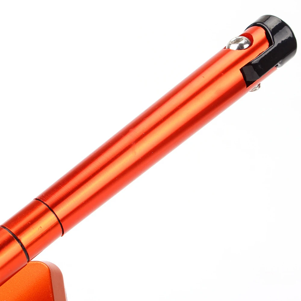 9399702402_1884774864