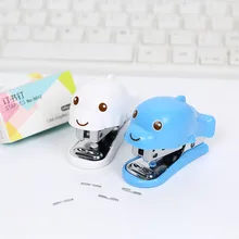Набор канцтоваров для детей степлер с мультипликационным рисунком Маленький дельфин стиль мини-степлер Kawaii аксессуары сшивание бумаги скобами милые безделушки