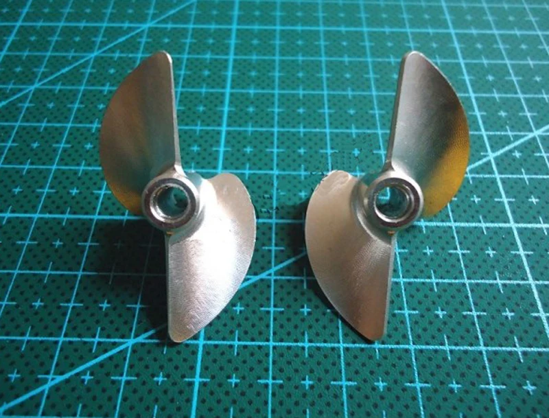 

1Pair CNC 2 Blades Propeller CW/CCW Paddle Aluminum Alloy Diameter 44mm Pitch 1.4 Spart Parts for RC CAT/O Yacht Boat