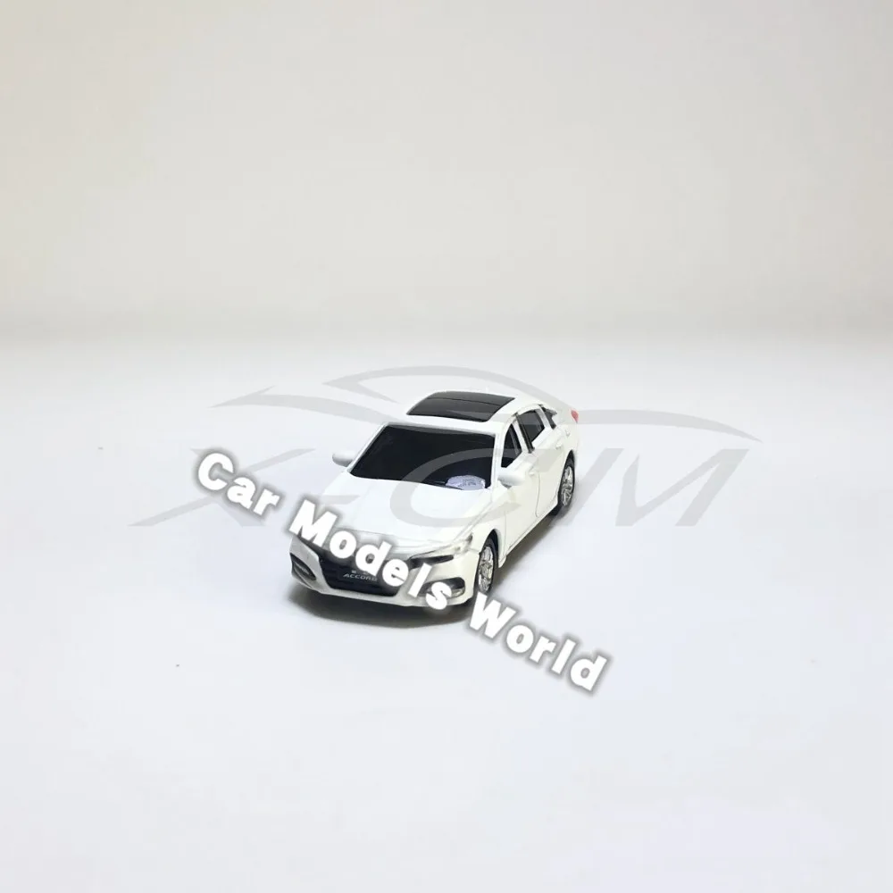 Модель литая автомобиля Accord для Sport Turbo 1:64 (белый) + небольшой подарок!|Наземный