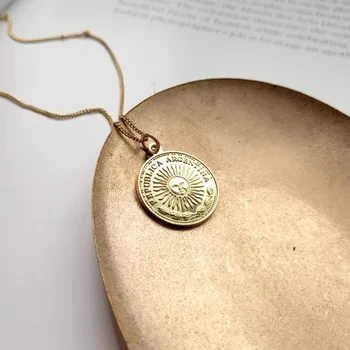 

Authentic 925 Sterling silver Gold personality avatar Sun Smiley Coin Pendant necklace Gift FINE jewelry X148