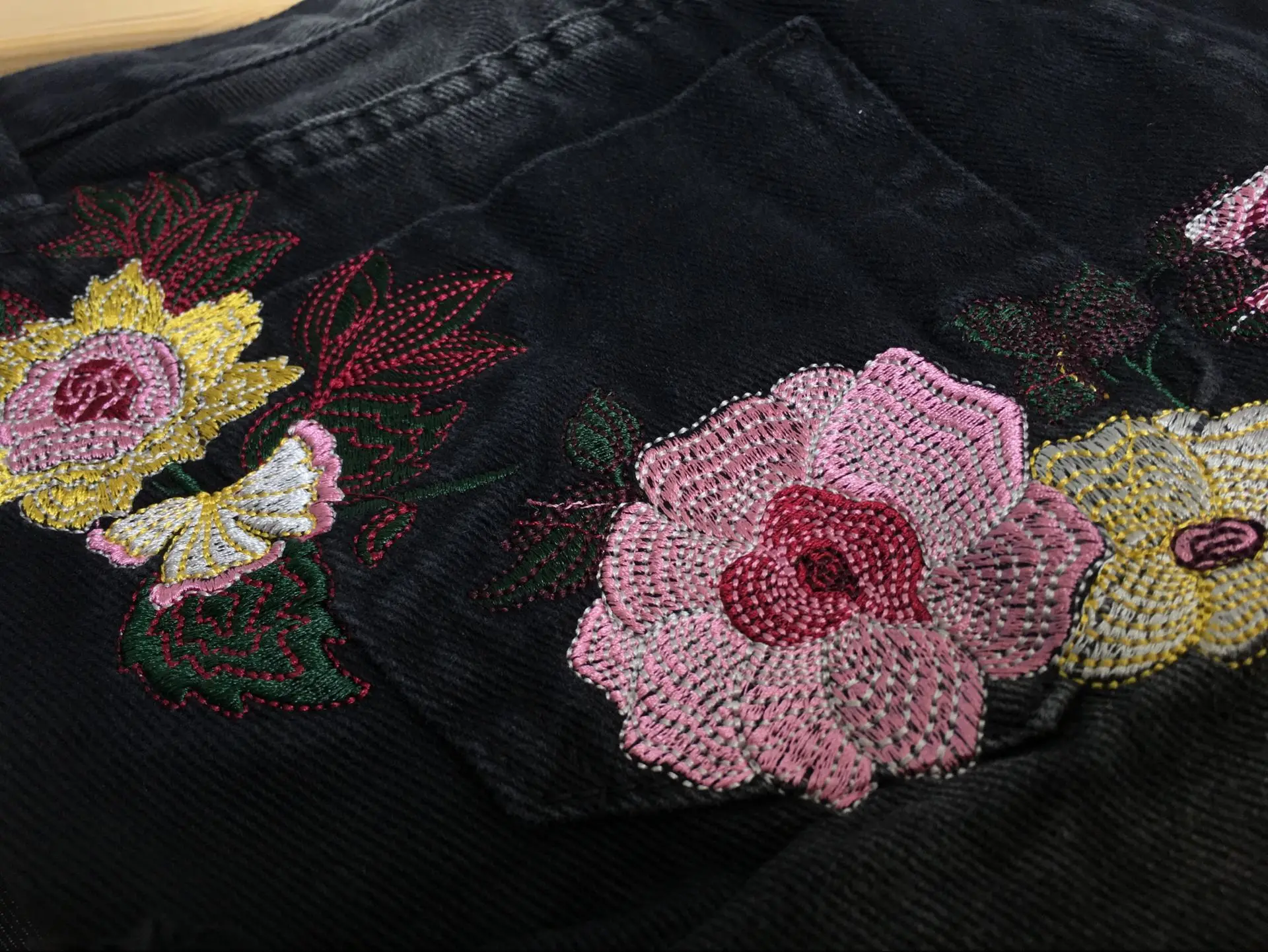 Черные джинсовые шорты; деним Flim Фитнес облегающее платье мини Сексуальная 2018 вышивка цветок розовый лето для Для женщин Прохладный