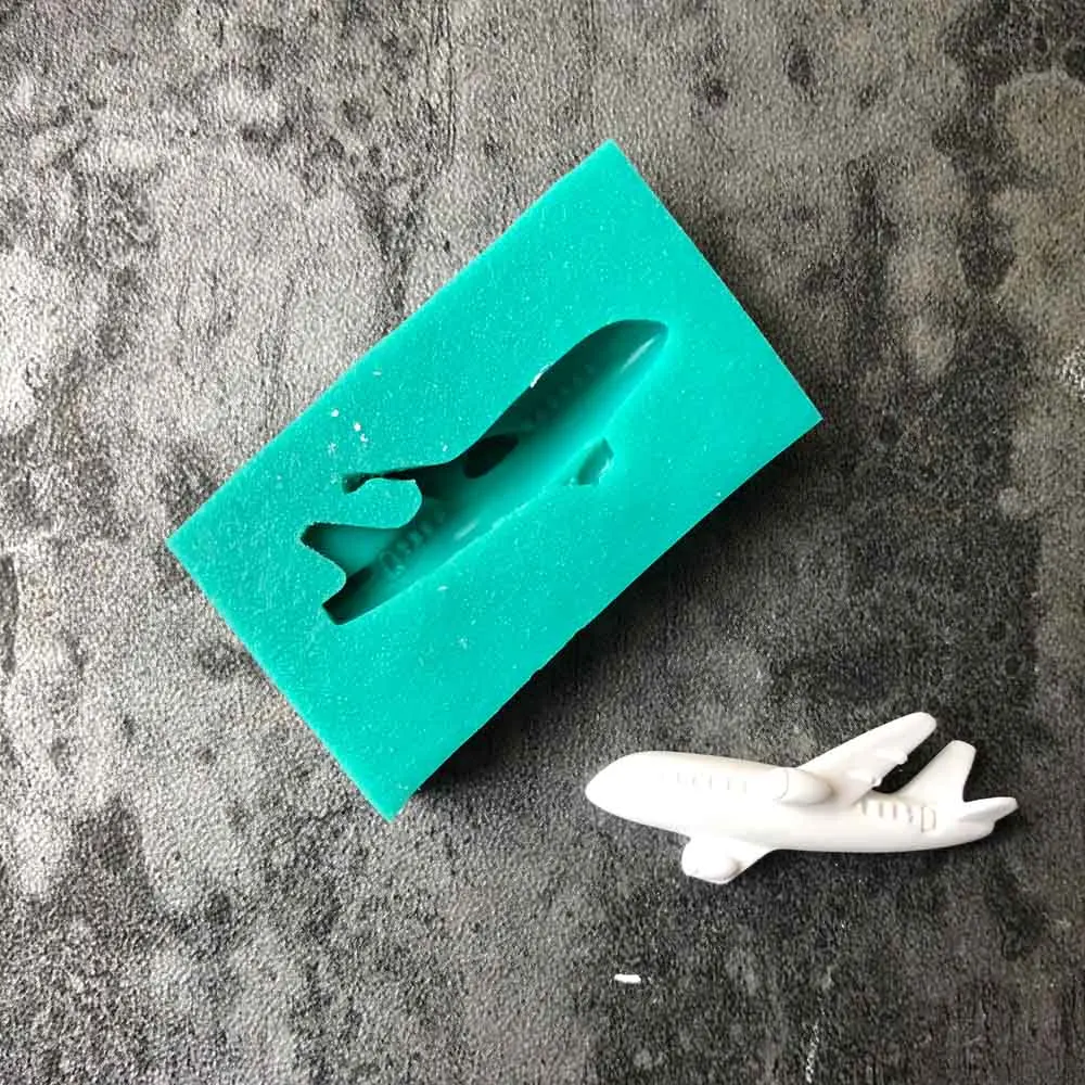 

Aircraft modeling silicone mold DIY fondant cake mold soft candy mold baking equipment