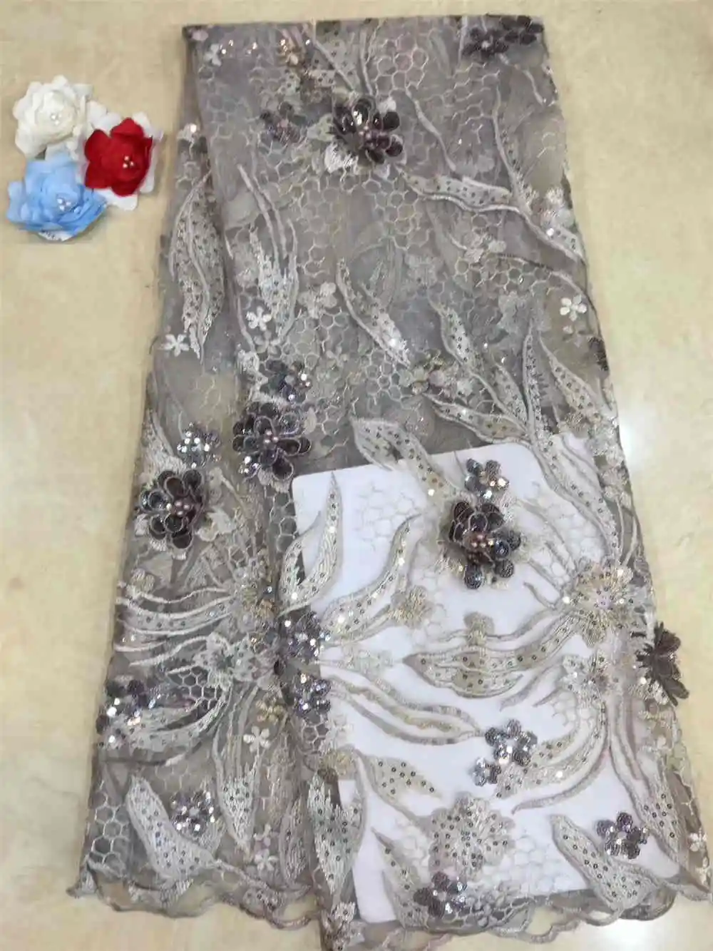 

Latest African Lace Fabric Embroidered Nigerian Laces Fabric High Quality French Tulle 3d Lace Fabric for Wedding Dress NX802z