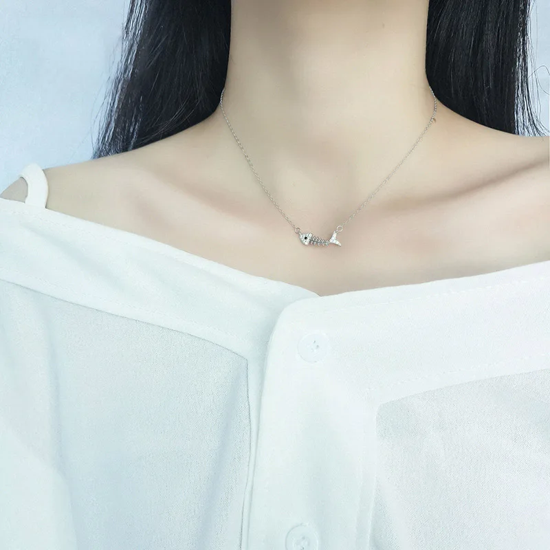 

2019 Hot sale 925 silveWomen Jewelry Blue/White Cubic zircon Fish Bone animal pendant Necklace Chokers for holiday/party colliar