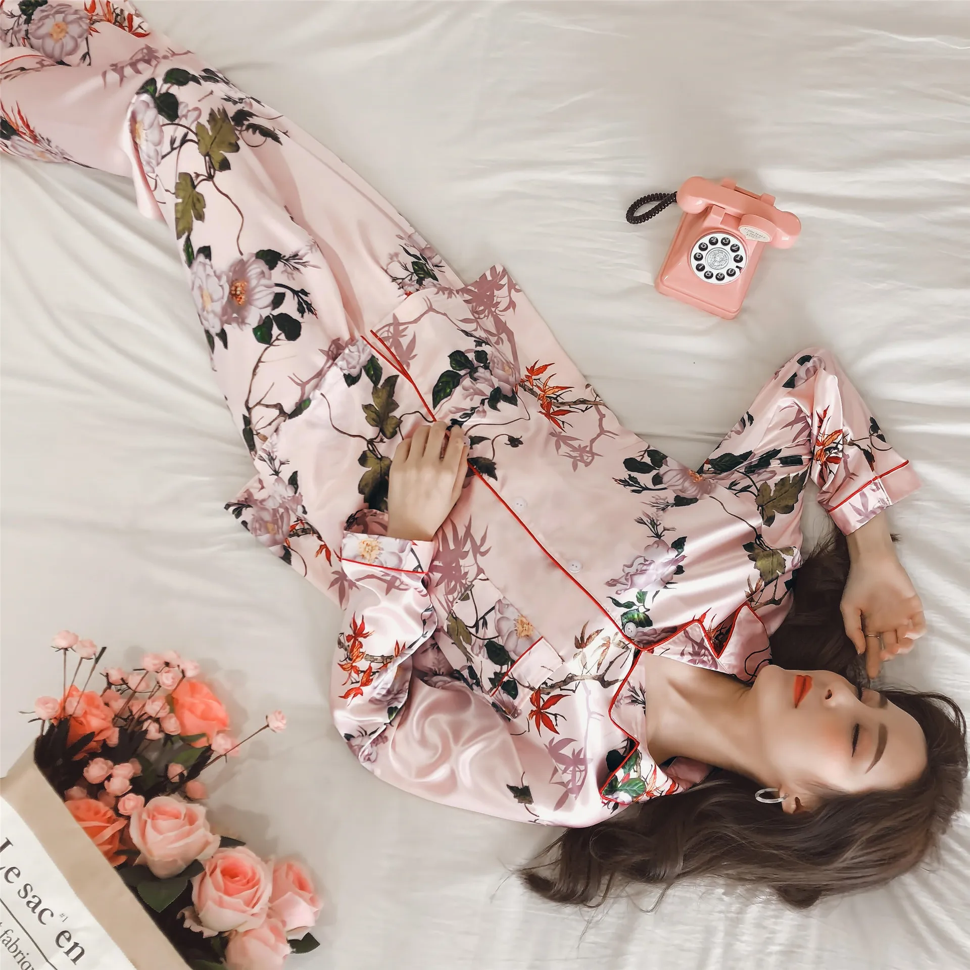 

Spring Printing Pattern Women Pajama Set Rayon Sleepwear Long Sleeve Trousers Two Paper Suit Sexy Plus Size Satin Home Pajamas