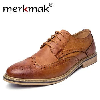 Merkmak New 2018 Leather Brogue Mens Flats Shoes Casual British Style Men Oxfords Fashion Brand Dress Shoes For Men sipriks luxury patina leather dress shoes for men vintage business offfice shoes boss work shoes male brogue oxfords shoes new