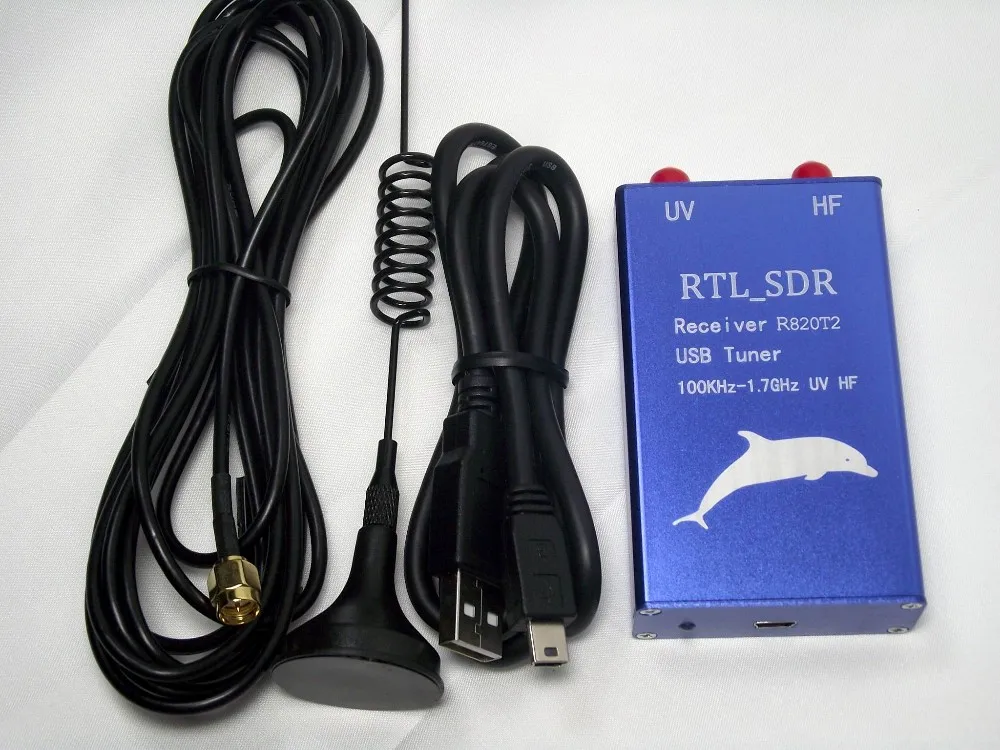 new version 100KHz-1.7GHz band full software radio RTL-SDR receiver RTL2832 + R820T2