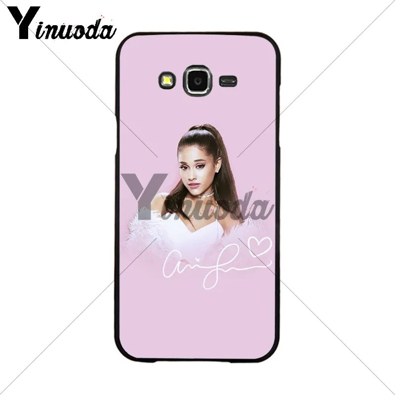 Cat Ar Ariana Grande