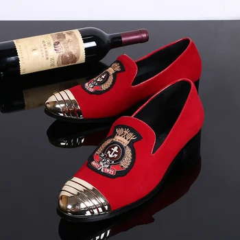 

New Fashion Men's Customized Shoes Gold Line Embroidery Genuine Leather Loafers Party Shoes Zapatos Mujer Men Wedding Shoes