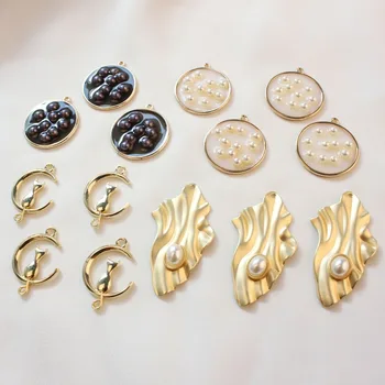

Diy jewelry making 30pcs/lot white beads decoration geometry rounds/moon cats/Polygon shape alloy floating locket charms