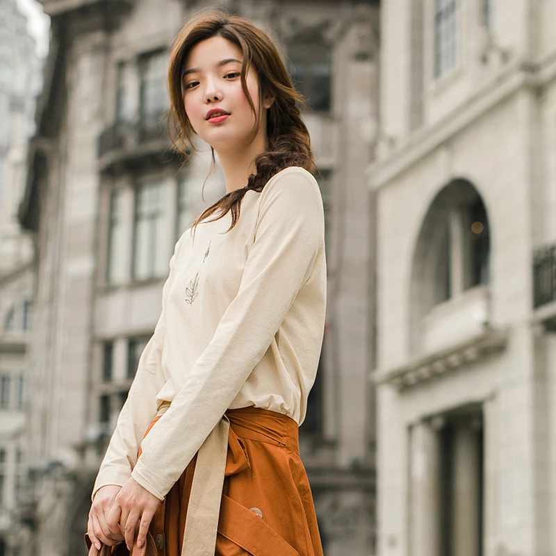 INMAN Autumn Winter Female Tee Slim Fit Shirt Print Embroidery Casual Wild Printing Long Sleeve Women Basic Femme T-shirt