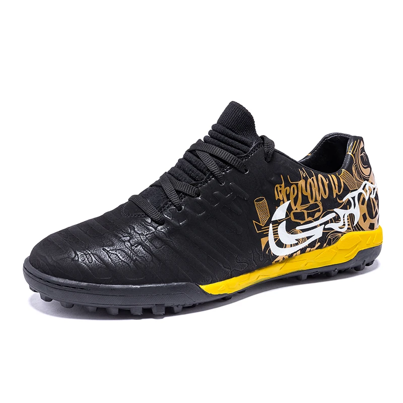 chaussure de foot pour enfant
