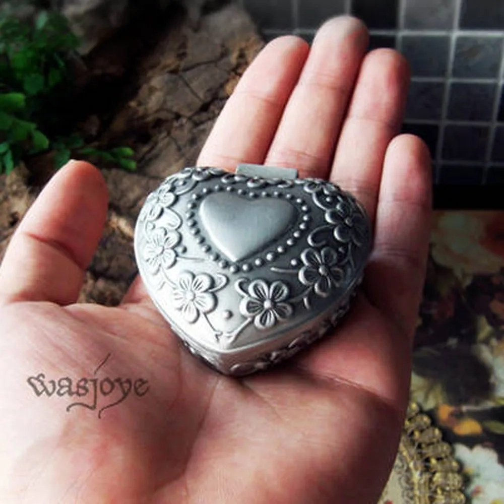 Wedding Gift Jewel case Metal jewellery box Valentine's gifts boxes wedding Classic Carving Heart Ring Boxes for Bride 3