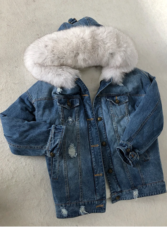 Women Denim Jacket With Fur hood Women Autumn Winter Denim Jacket Warm Upset Jacket Vintage Long Sleeve Loose Jeans Coat Outwear