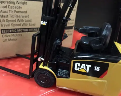 1:25 масштаб металлические модели Caterpillar Cat EP16(C) pny погрузчика путем литья под давлением мастеров DM85504