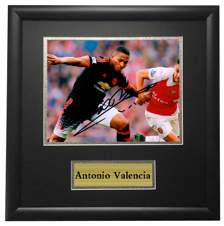 

Memorabilia Valencia come with SA COA autographed signed Photo Framed