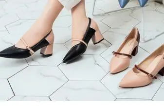 

2018 new word with pointed high heels wild shallow mouth women's shoes