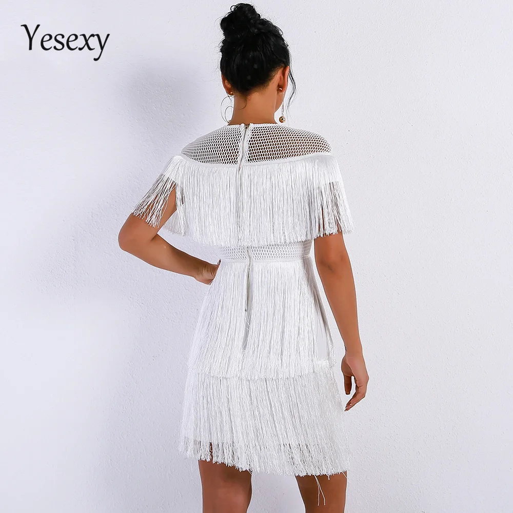 Женское платье с о вырезом Yesexy облегающее коротким рукавом и кисточками