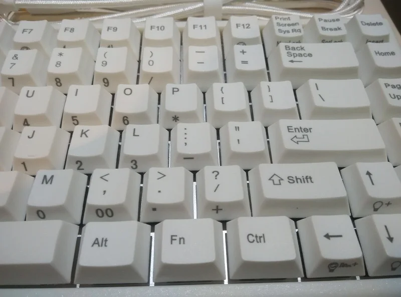NIZ Plum 84 белая механическая клавиатура с подсветкой gateron mx коричневые синие