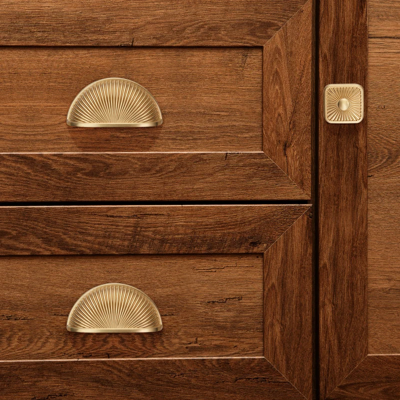 SPECIAL OFFERS Buy BUY 2Pcs Lot Premintehdw American European Zinc
Furniture Cabinet Shell Cup Pull Drawer Cupboard Door Handle Knob
Golden Vintage Limited