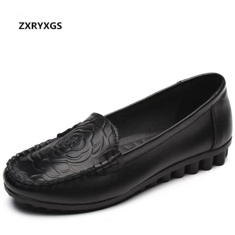 

Hot 2018 Spring New Retro Printing Cowhide Leather Shoe Round Head Soft Breathable Women Flats Elegant Comfortable Fashion Shoes