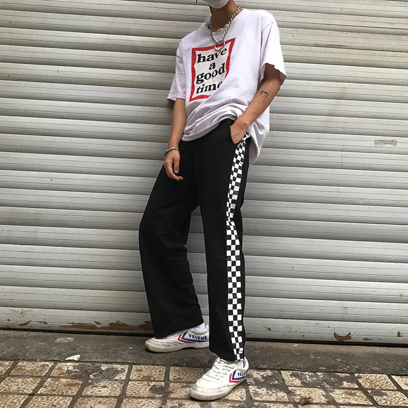 

2018 In Stock Harajuku Loose Checkerboard Wide Leg Pants Punk Black White Squares Cool Couple Street Trouser Casual Loose Pants