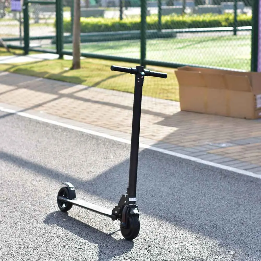 

Stand up powerful electric scooter e-brake and energy recovery function skateboard foldable minimotor 7.8 Lithium Battery