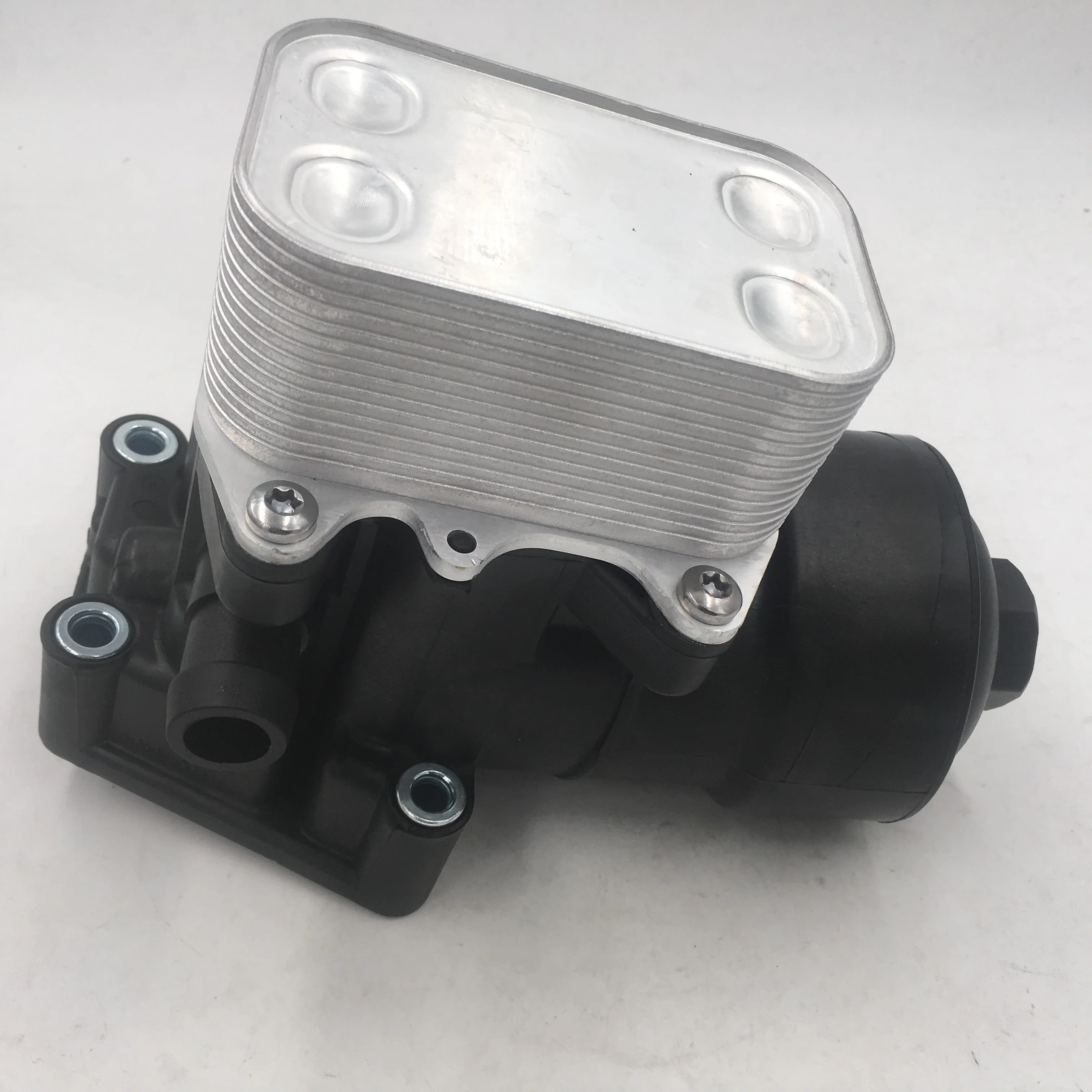 

For AUDI A3 A4 VW SEAT SKODA 1.6 2.0 TDI VW 03L 115 389 B VW 03L 115 389 C 03L 115 389 B/C/G/H Oil filter assembly