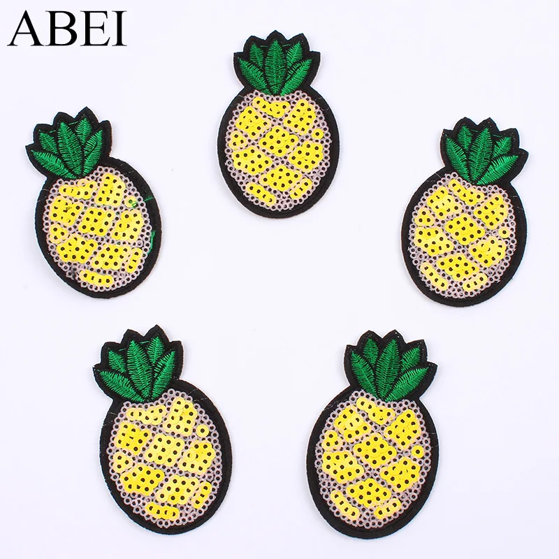 

10pcs/lot Sequined Fruits Stickers Cartoon Pineapple Patch Iron On Embroidery Garments Accessories DIY Jeans Bags Sewing badge