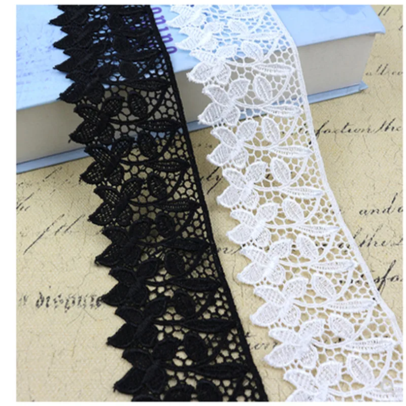 

New Arrival 1Yard Appro6.5CM Black White Lace Fabric DIY Crafts Sewing On Supplies Decoration Accessories For Garments Lace Trim