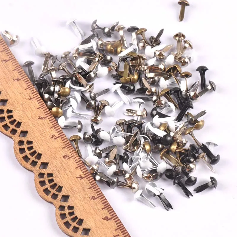 Description Picture 6 of item100PCs mixed Round vintge Brad Scrapbooking Embellishment Fastener Brads Metal Crafts For Diy handicrafts Decoration CP2147
