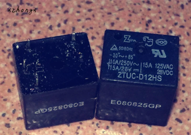

XNWY ZTUC-D12HS 12V 22F 5 10A250VAC 15A125V