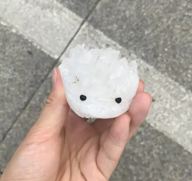 

new arrivals natural clear crystal cluster gemstone hedgehog reiki healing gemstone handmade carved crystal animal wholesale