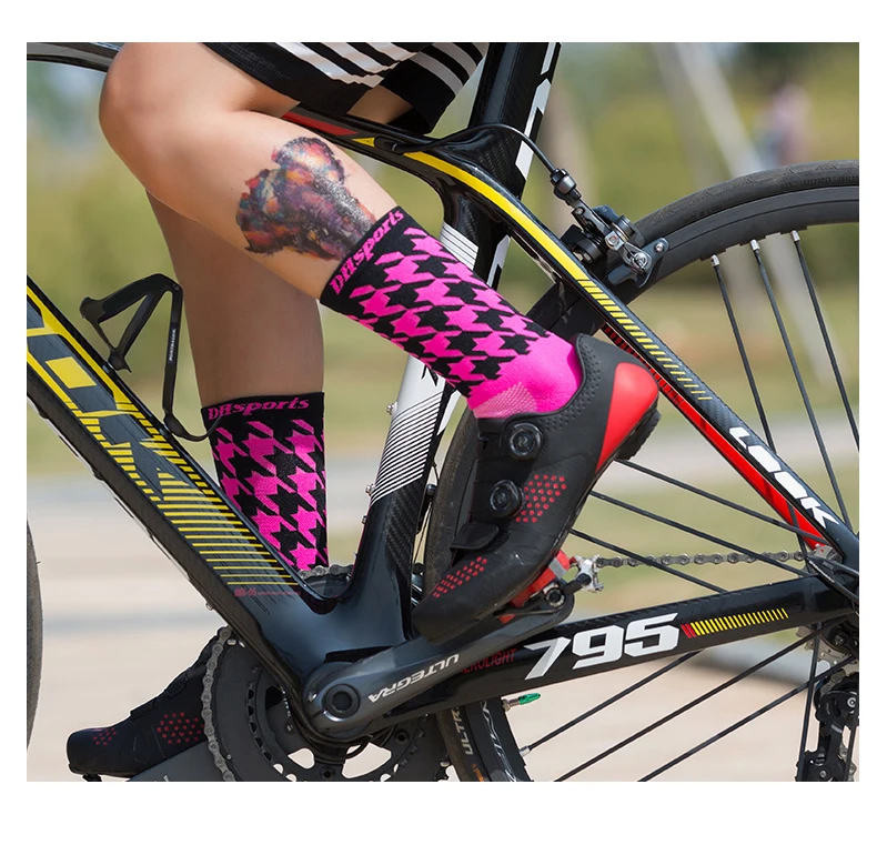 DH Спортивные профессиональные велосипедные носки дышащие спортивные походные носки для занятий спортом на открытом воздухе утягивающий спортивный носки для верховой езды для мужчин и женщин