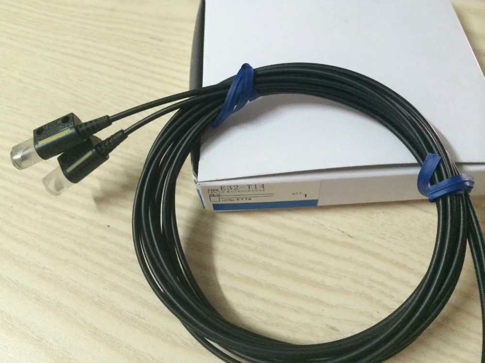 цена OMRON Optical fiber sensor FOS OFS E32-T14