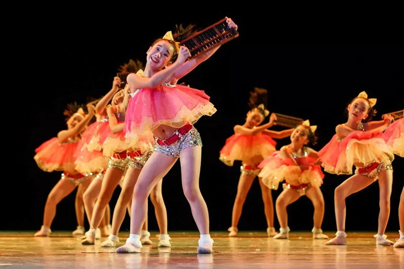 Jazz Costume 04 800