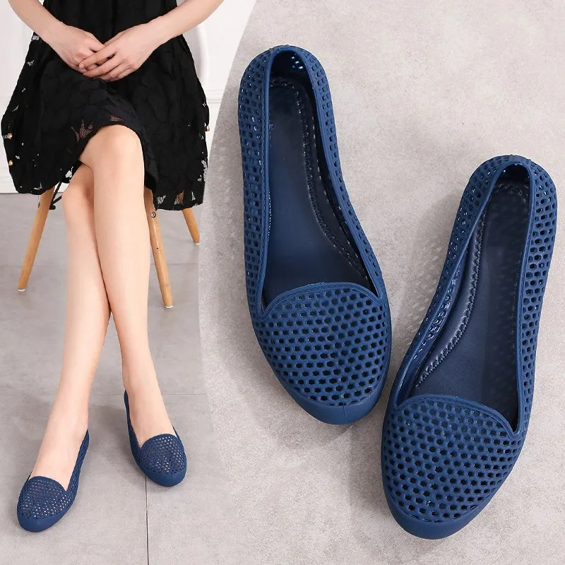 

SLHJC Women Summer Jelly Flats Round Toe Slip On Casual Cozy Beach Sand Holiday Sandals Shoes Hollow Out Flat Heel Loafers