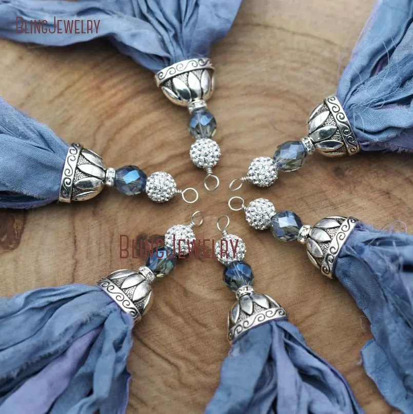 20171213-PM9045- Cerulean Sari Silk Tassel Pendant Oxidized Silver_5