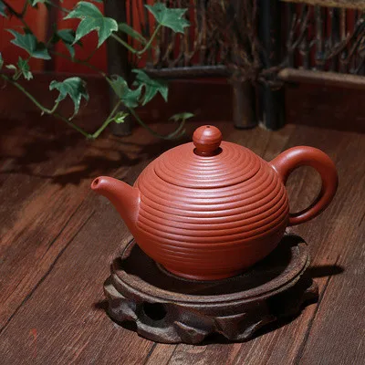 Новое прибытие Исин Zisha чайник 150 мл чайный набор кунг-фу полумесяц китайские чайники ручной работы zisha керамические наборы - Цвет: A