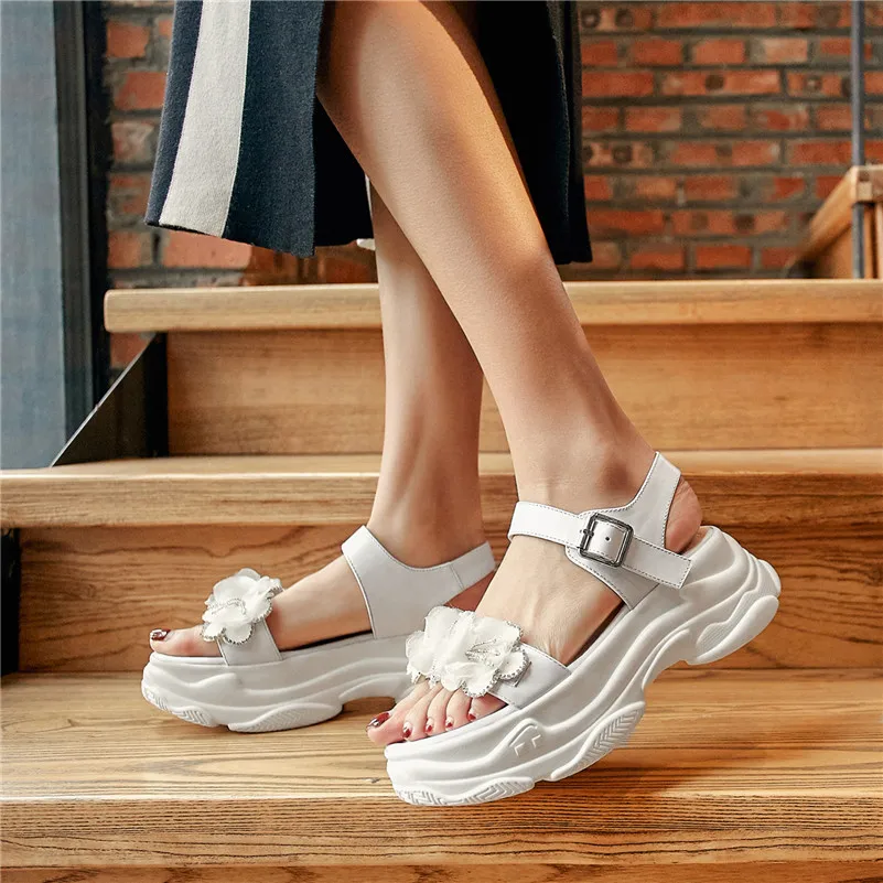 CONASCO 2019 Classic Vintage Punk Genuine Leather Women Sandals Casual Shoes Woman Round Toe Buckle Flats Summer Office | Обувь