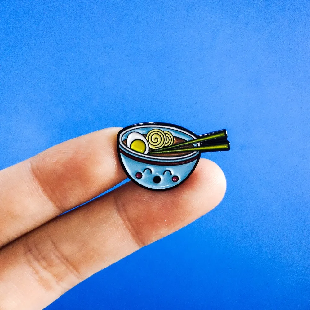 

Japanese-style Ramen Brooch Enamel Pin Mini Bowl Noodle Pin Cute Cartoon Badge Brooches For Friend Kid Jewelry Gift for Backpack