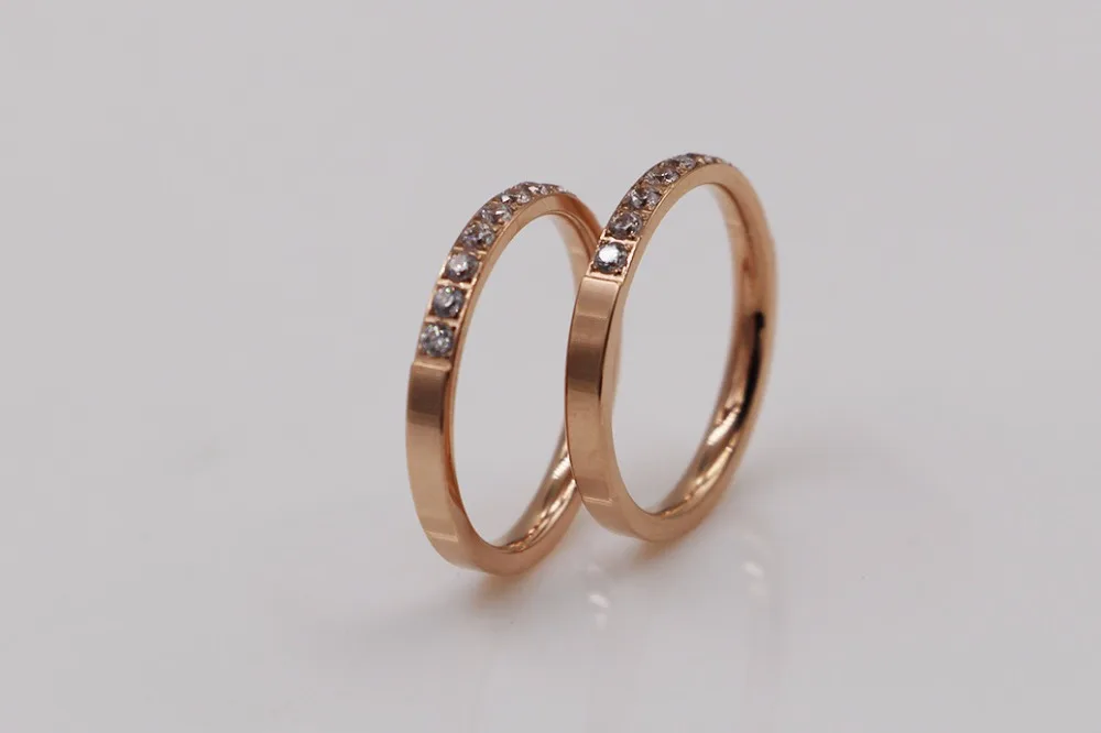 

Fashion Brand Rose Gold Color Stainless Steel crystal Love Round ring women Gift