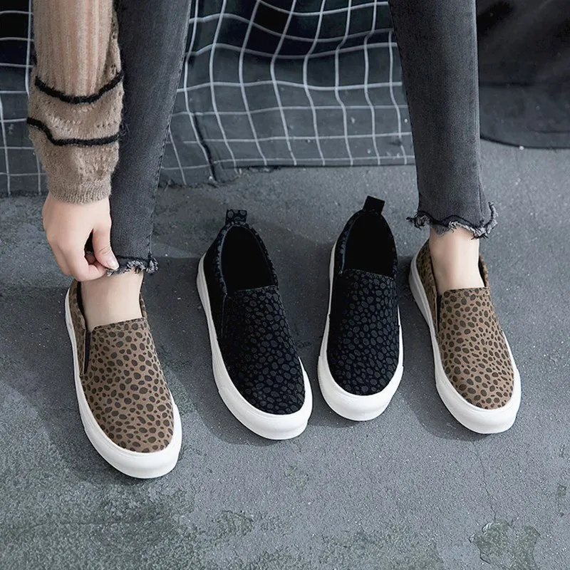 

2019 spring and autumn new flat bottom wild lazy one pedal casual shoes tide Korean version