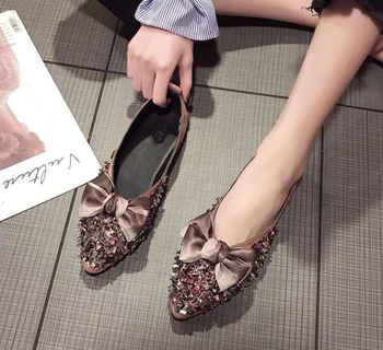 

spring New Women's Shoes Pointed New Net Red Spring Single Shoes Female Flat Bottom Wild Gentle Female Shallow Mouth Scoop Shoes